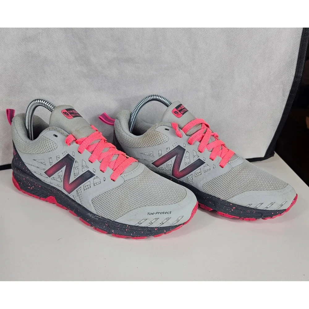 New Balance FuelCore Nitrel v1 Womens 7.5‎ Trail Running Hiking Sneakers Shoes